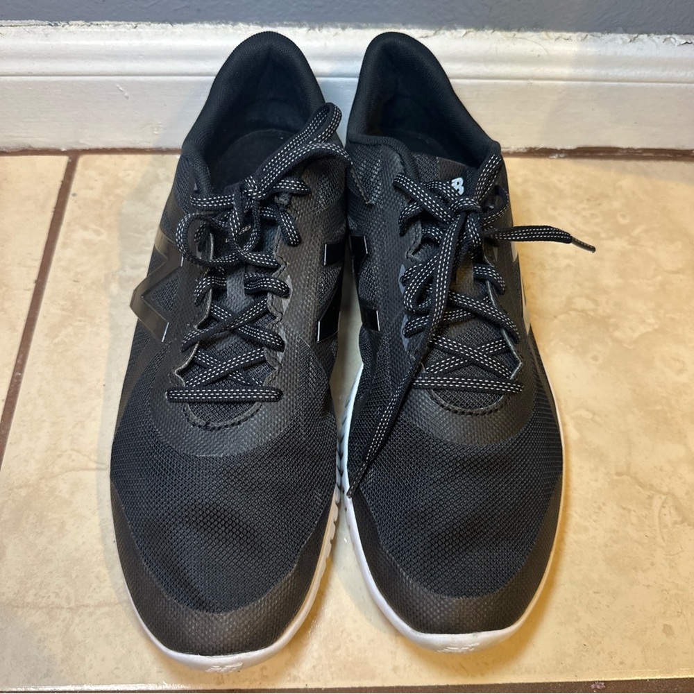 New Balance Flexonic Running‎ Shoe Womens Size 11 Black/White Sneakers